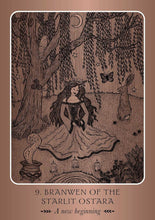 Wild Woman Oracle Awaken Your True, Free and Soulful Self (44 cards with gilded edges and 144-page book)